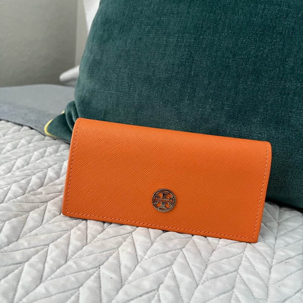 Tory Burch Glasses / sunglasses case